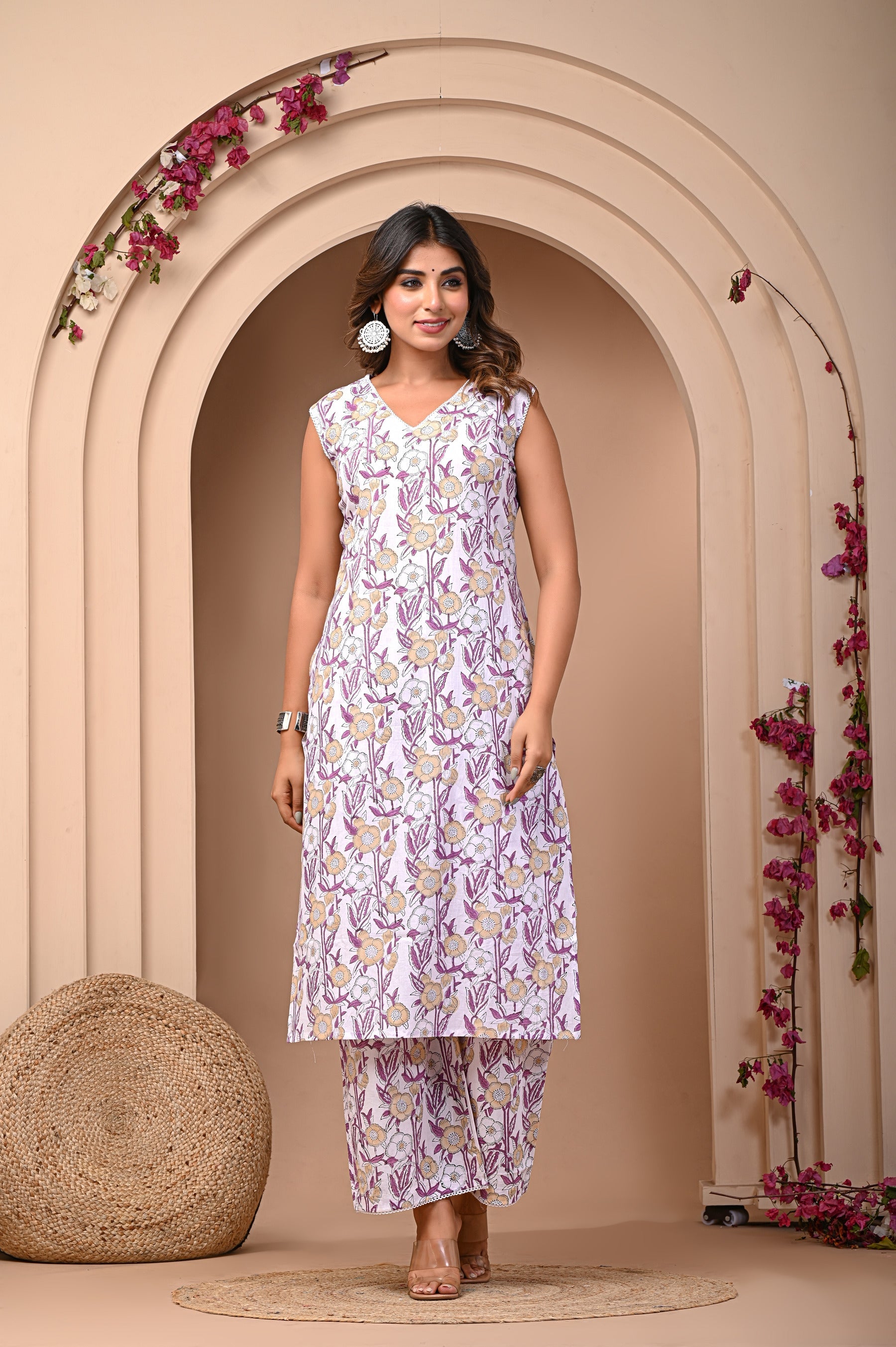 Sleeveless Kurta Pant Set
