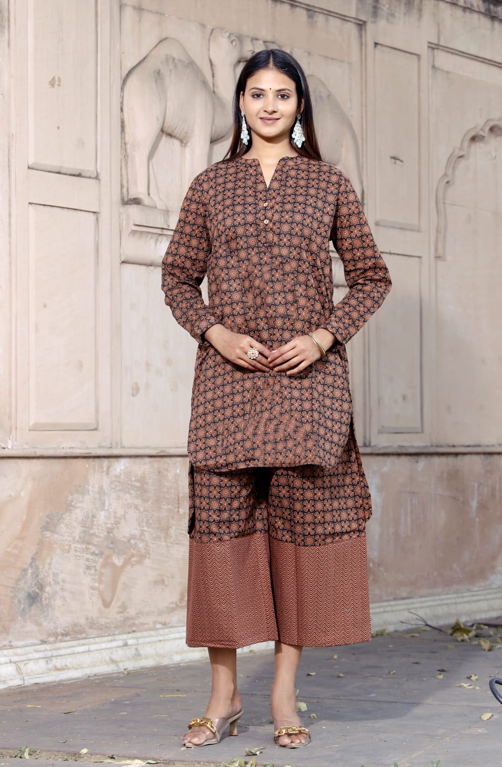 brown kurta set, cotton kurta pant set, hemsaab