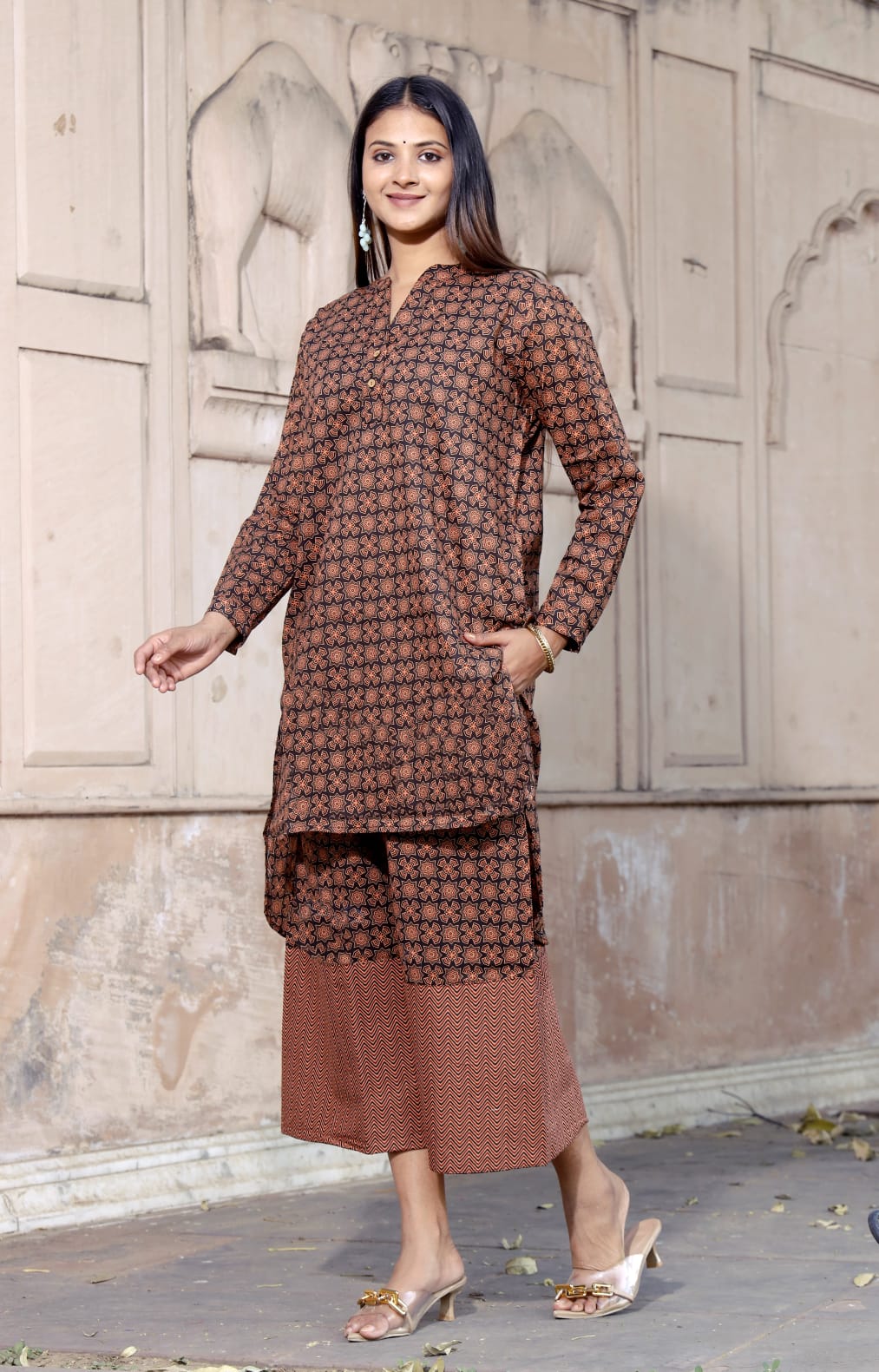 brown kurta set, cotton kurta pant set, hemsaab